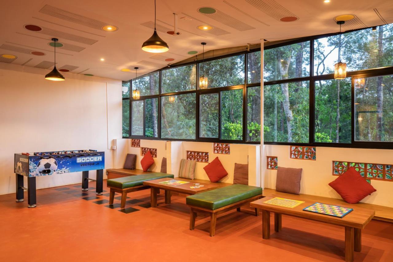 Zostel Coorg, Madikeri Hostel Bagian luar foto