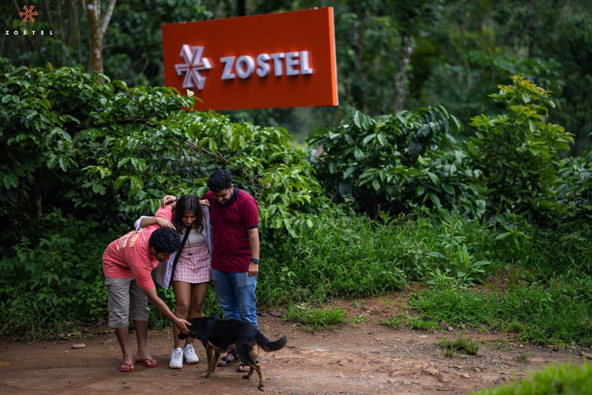 Zostel Coorg, Madikeri Hostel Bagian luar foto