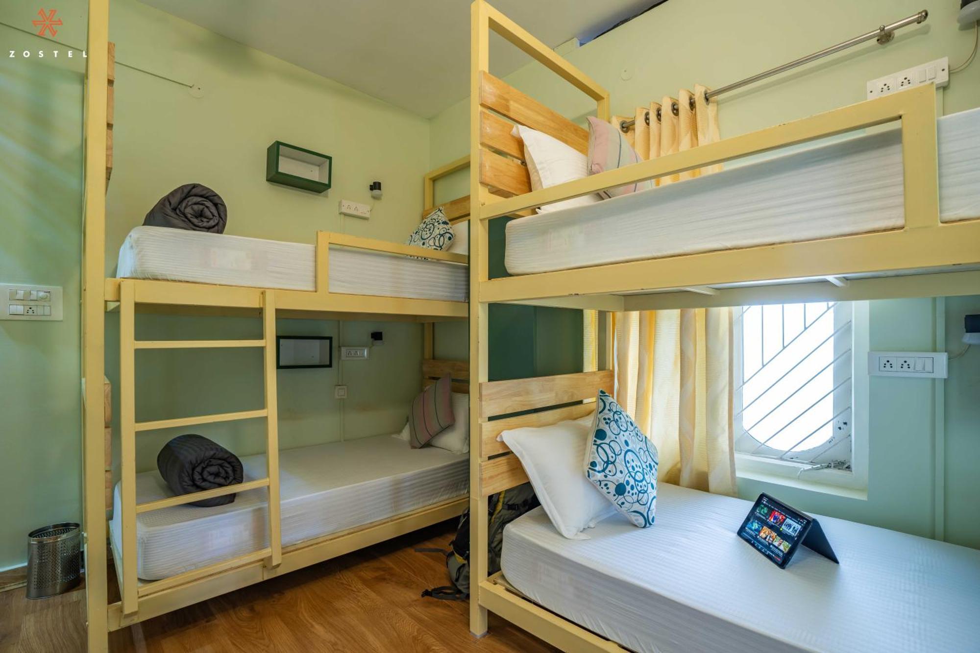 Zostel Coorg, Madikeri Hostel Bagian luar foto