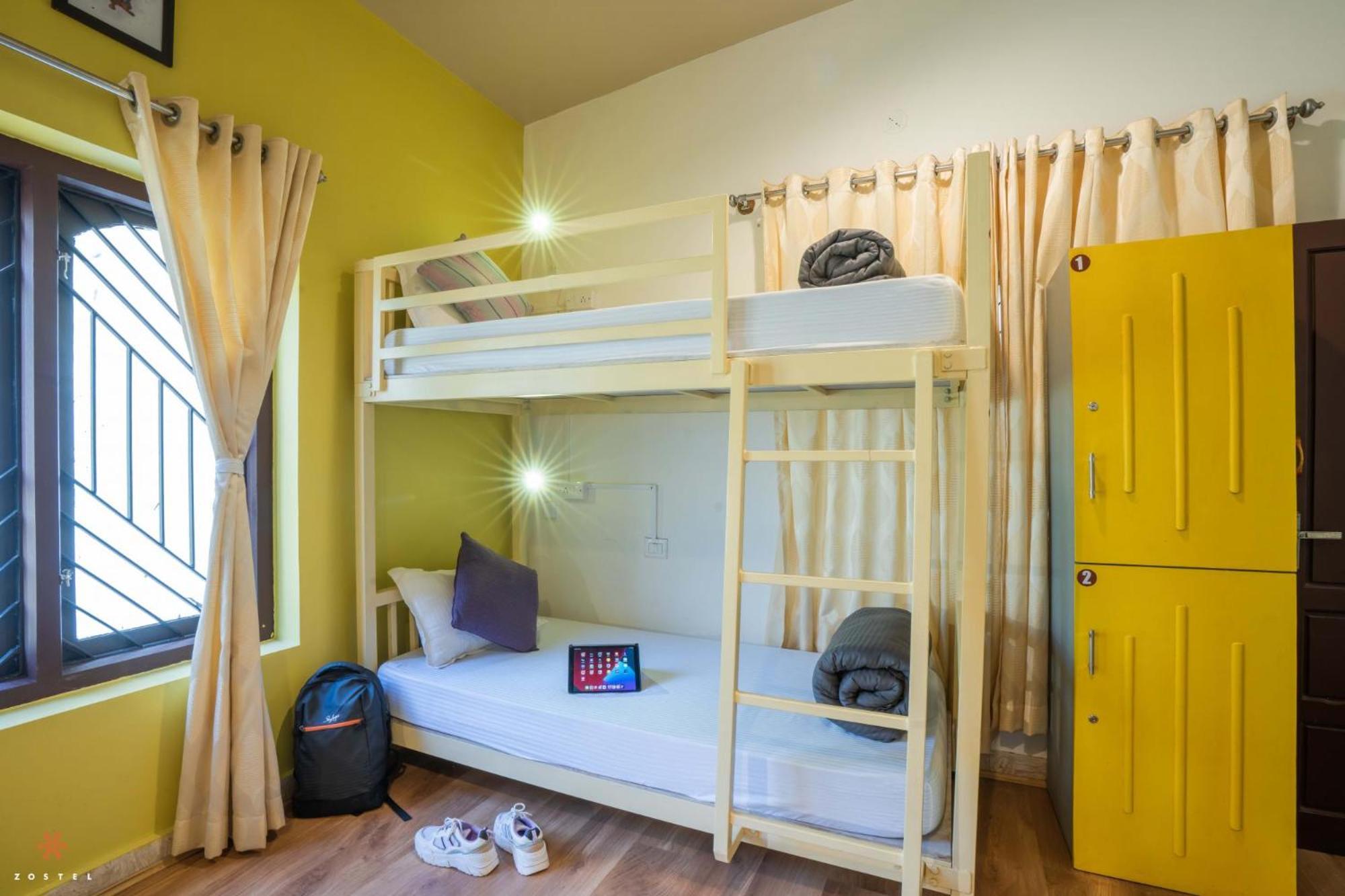 Zostel Coorg, Madikeri Hostel Bagian luar foto