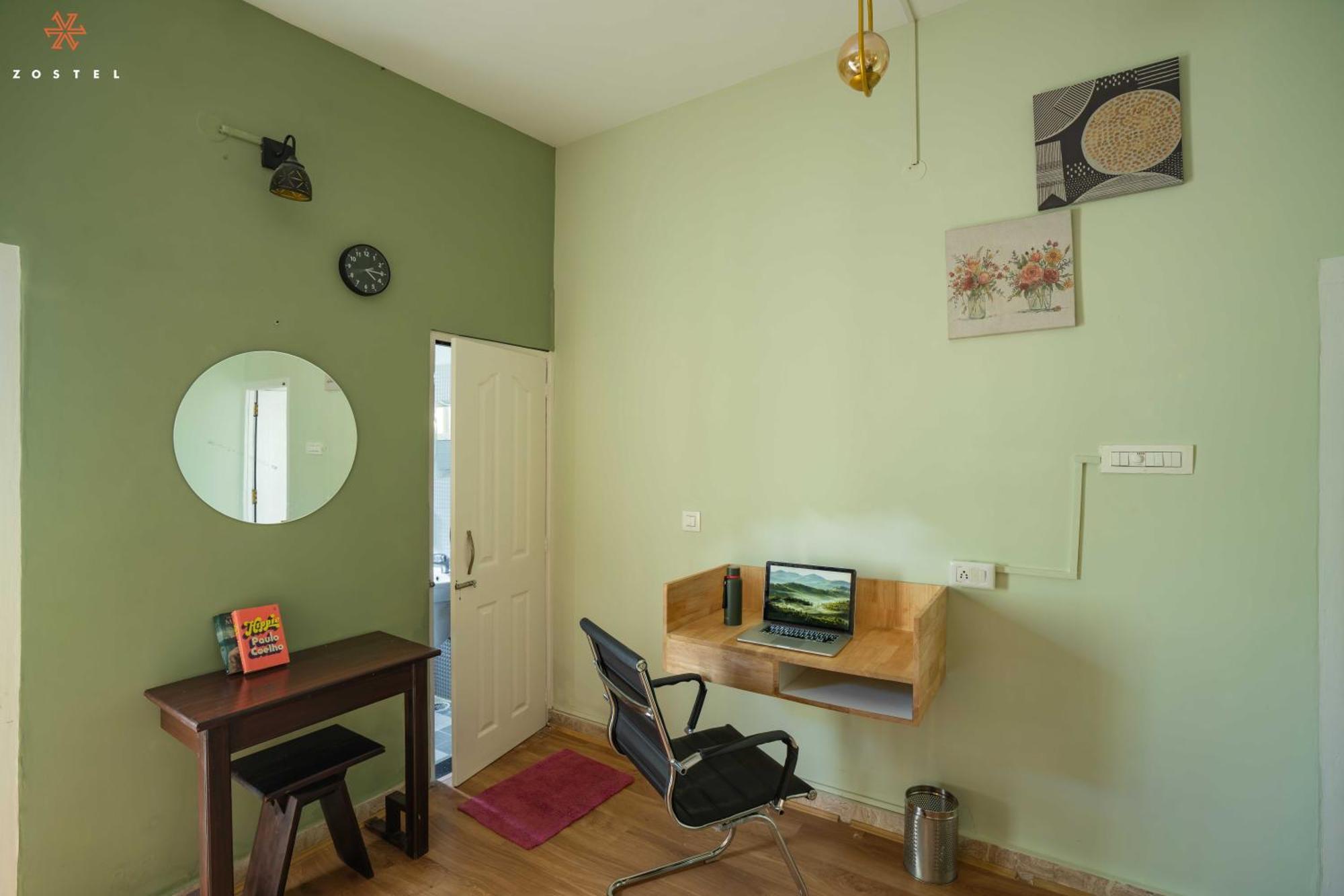 Zostel Coorg, Madikeri Hostel Bagian luar foto