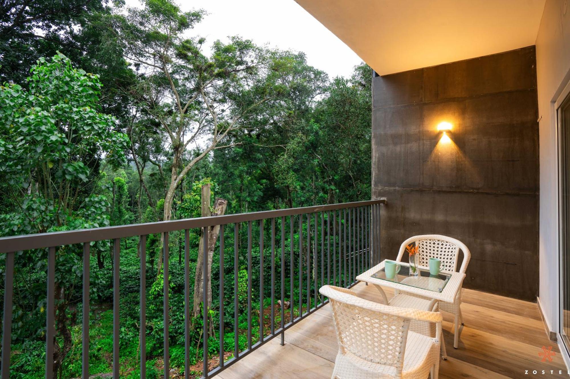 Zostel Coorg, Madikeri Hostel Bagian luar foto